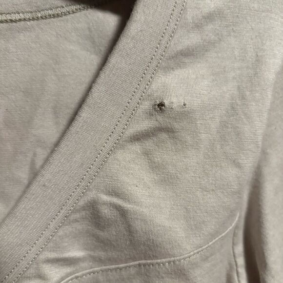 St. John Sport Tan Long Sleeve V-Neck- Size Small - Picture 4 of 8